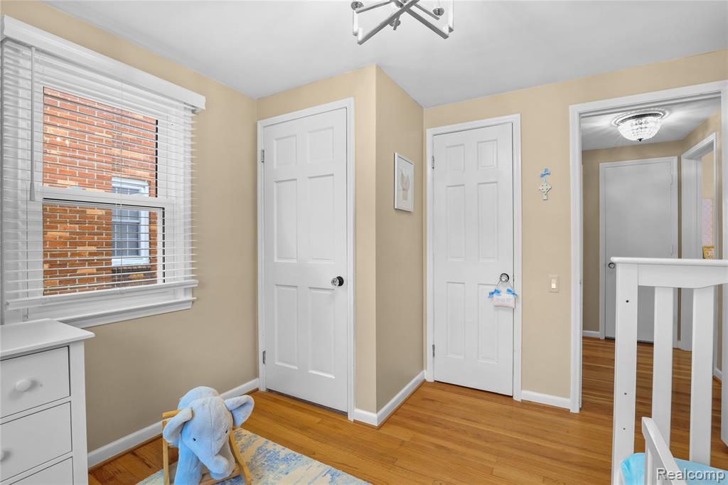 407 Moran Road, Grosse Pointe Farms, MI 48236 — Photo 17
