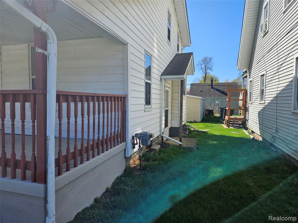 621 W Atherton Road, Flint, MI 48507 — Photo 36