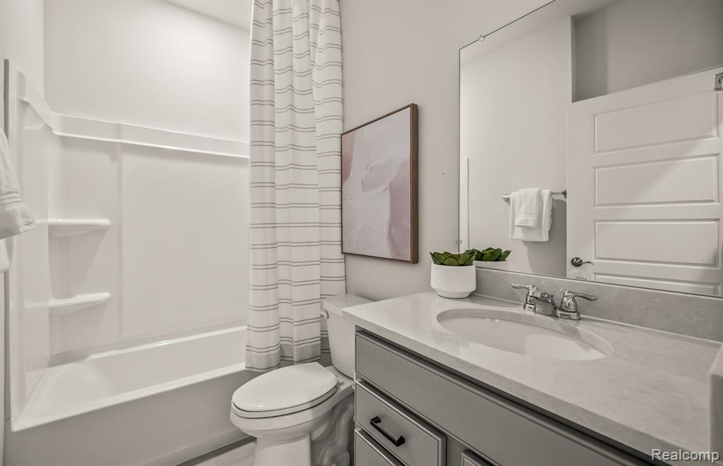 42760 Arbor Drive, Clinton Twp, MI 48038 — Photo 15
