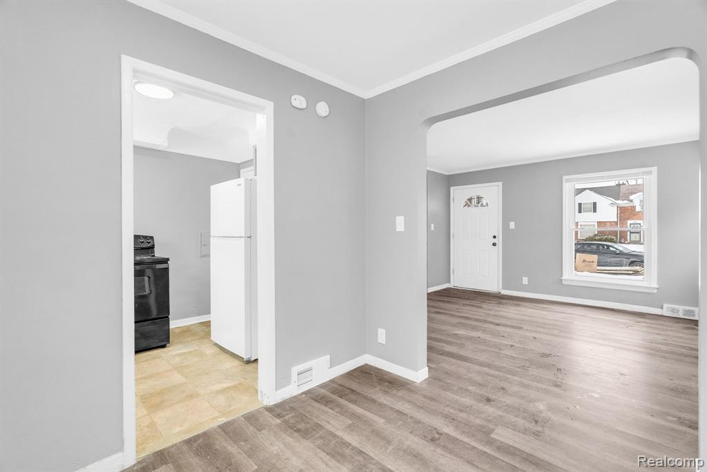 10802 and 10808 Nottingham Road, Detroit, MI 48224 — Photo 6