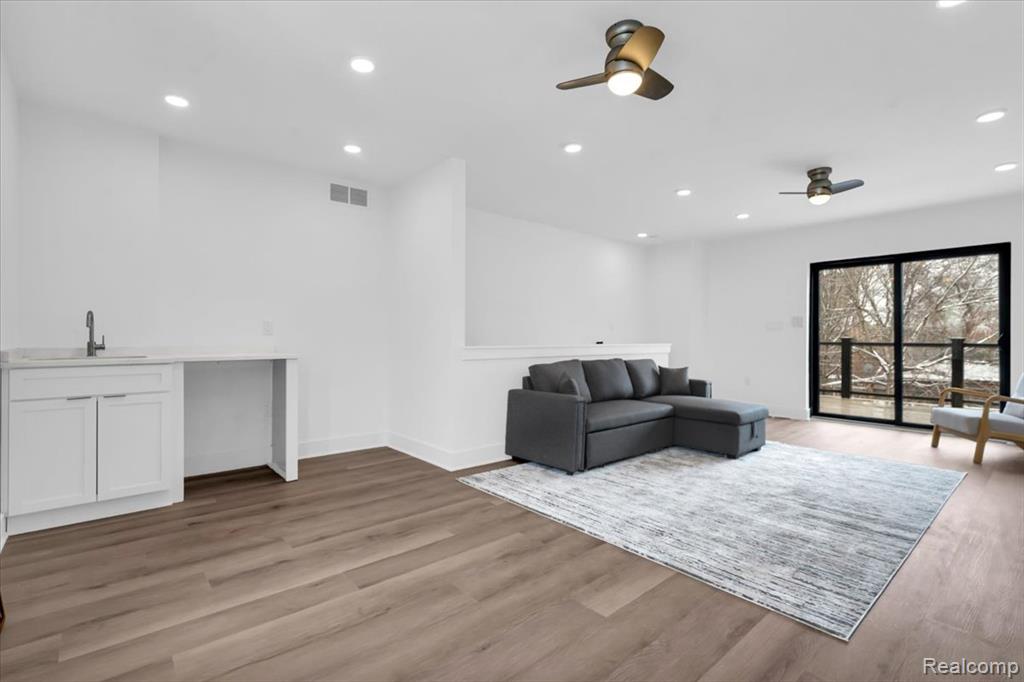 3416 COCHRANE ST, 4, Detroit, MI 48208 — Photo 34