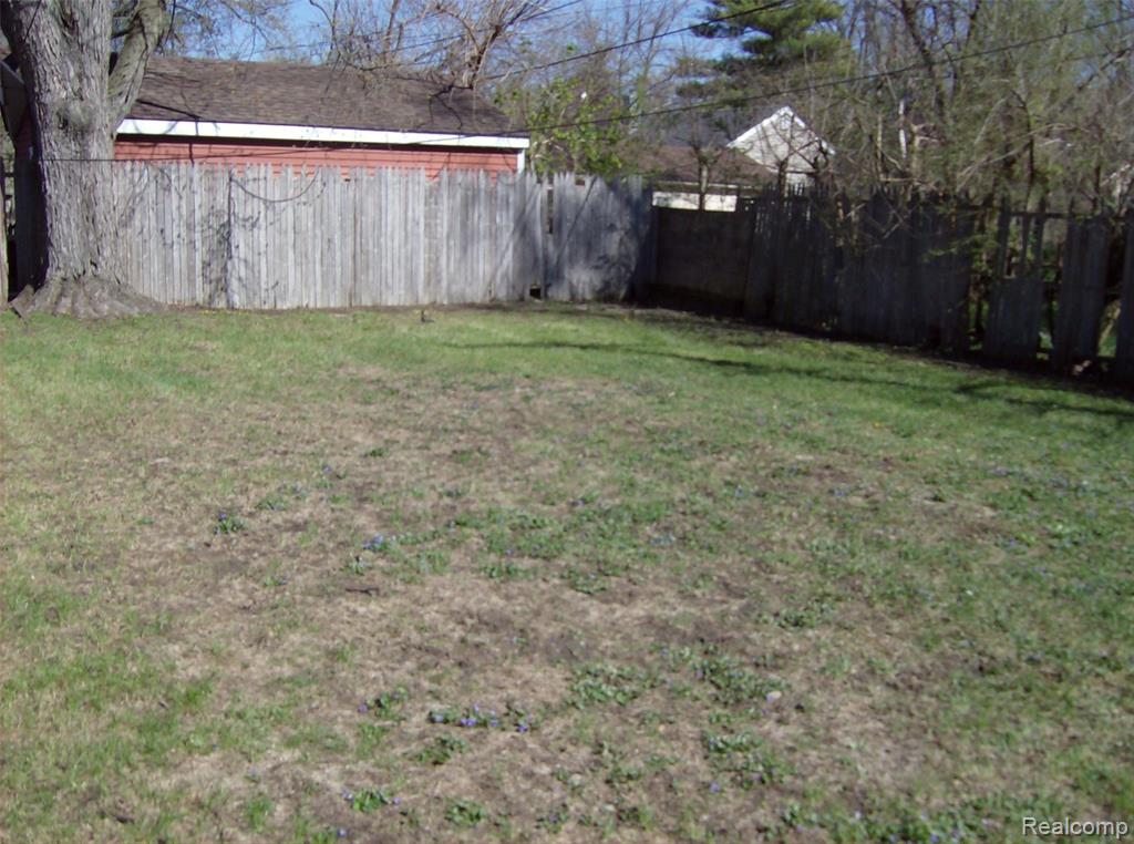 10641 TROY Street, Oak Park, MI, 48237