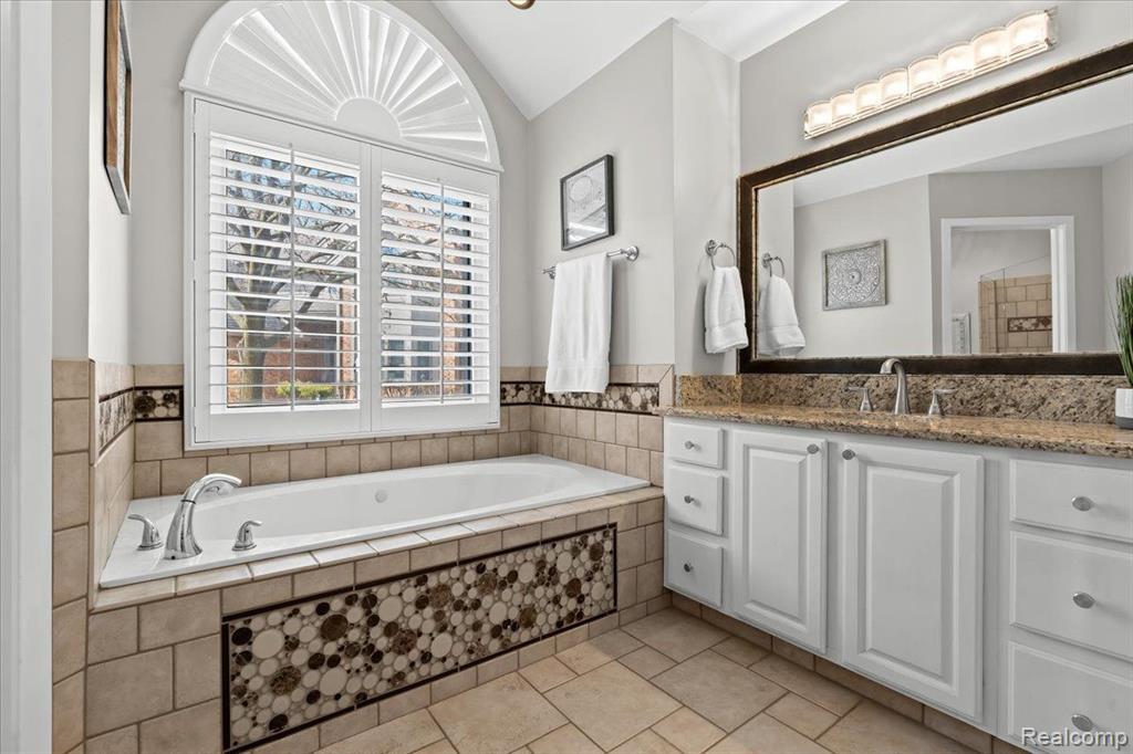 42586 WATERFORD Road, Northville, MI 48168 — Photo 23