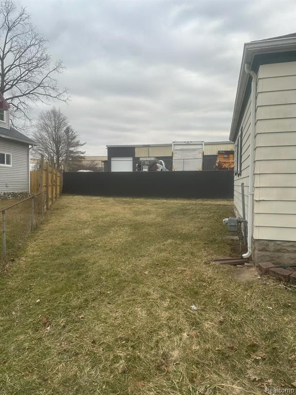 407 LIVINGSTON Street, Howell, MI 48843 — Photo 3