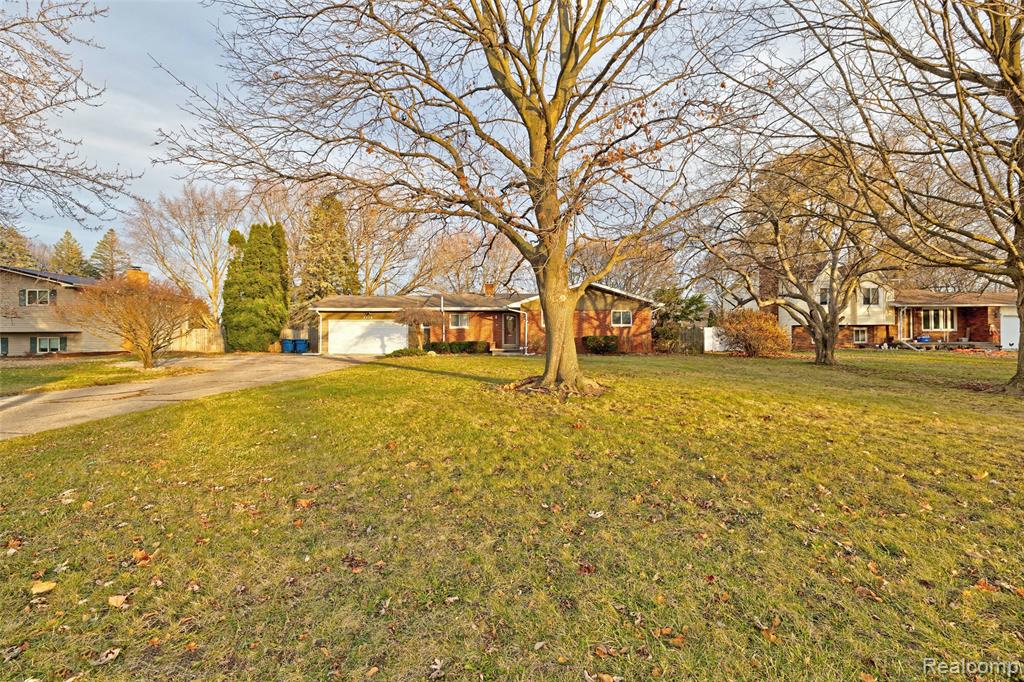 5379 Linden Road, Swartz Creek, MI 48473 — Photo 38