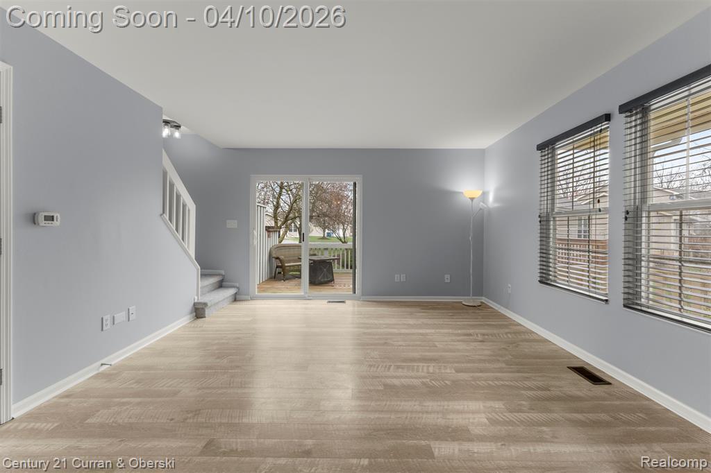 8045 Colonial Lane, Ypsilanti, MI 48198 — Photo 7