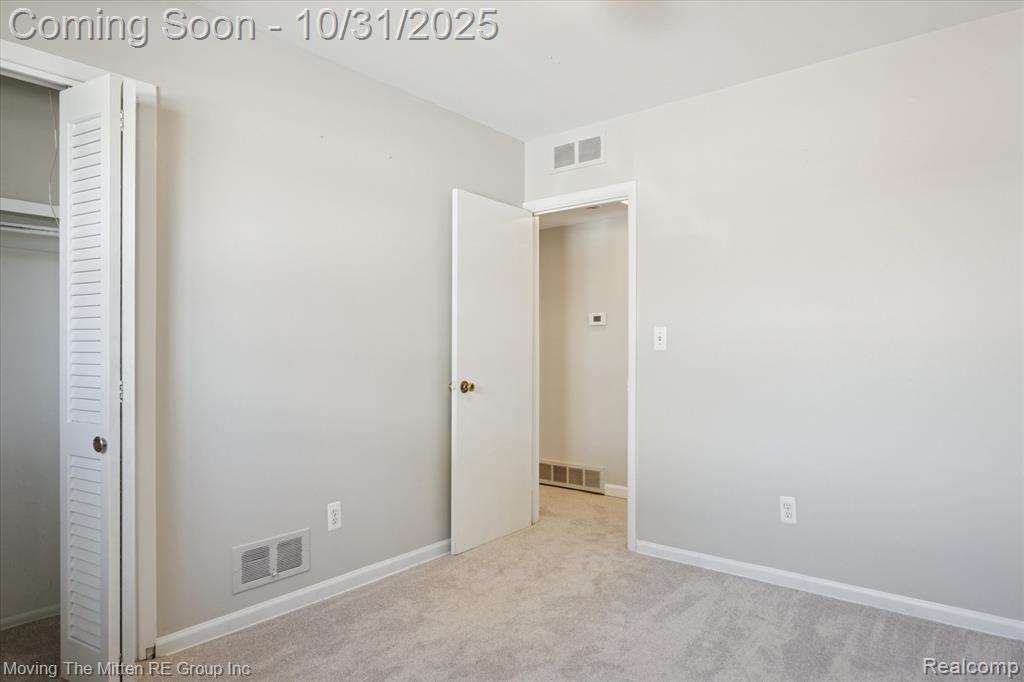 4943 Pardee Avenue N, Dearborn Heights, MI 48125 — Photo 17