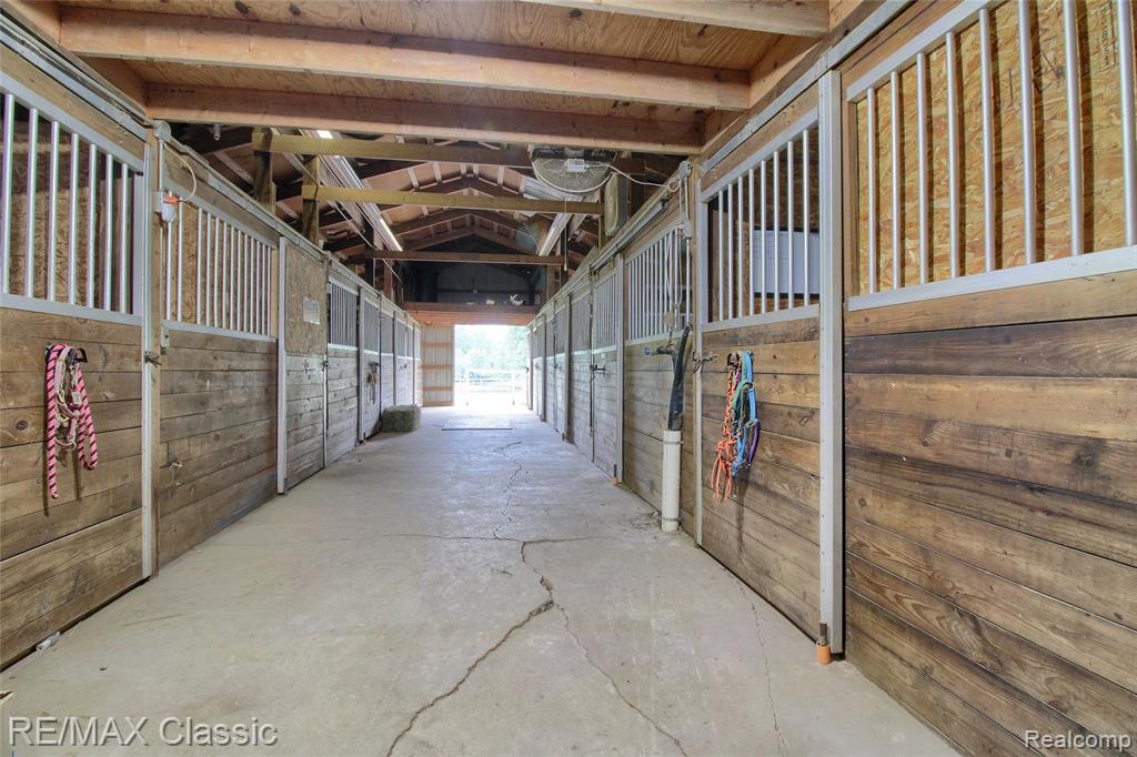 10268 7 Mile Road, Northville, MI 48167 — Photo 33