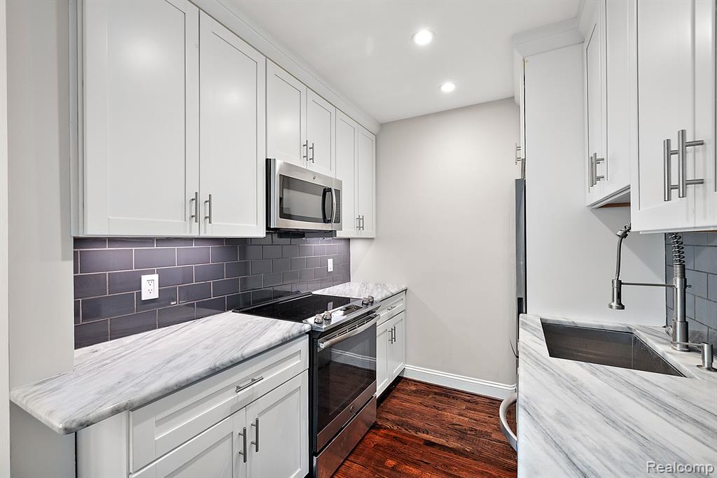 15 E Kirby Street, 307, Detroit, MI 48202 — Photo 34