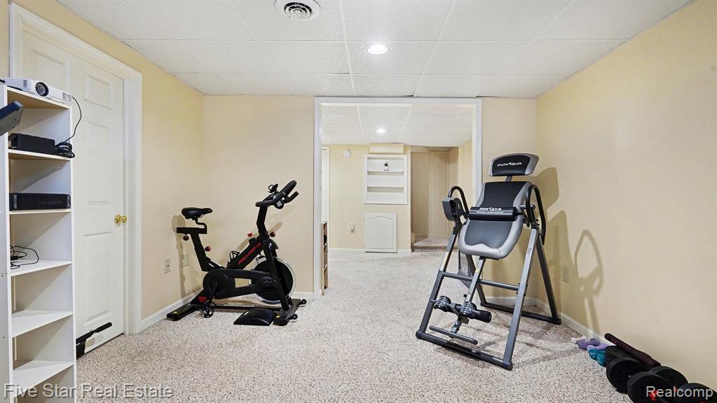44089 Candlewood Drive, Canton, MI 48187 — Photo 23
