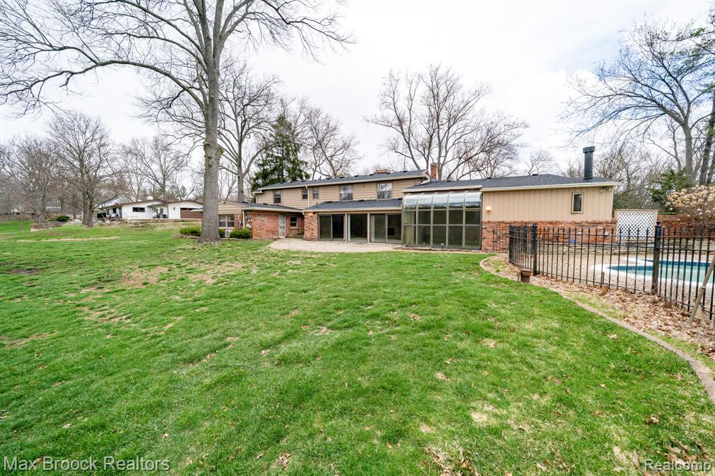 25461 Tweed Drive, Franklin, MI 48025 — Photo 43