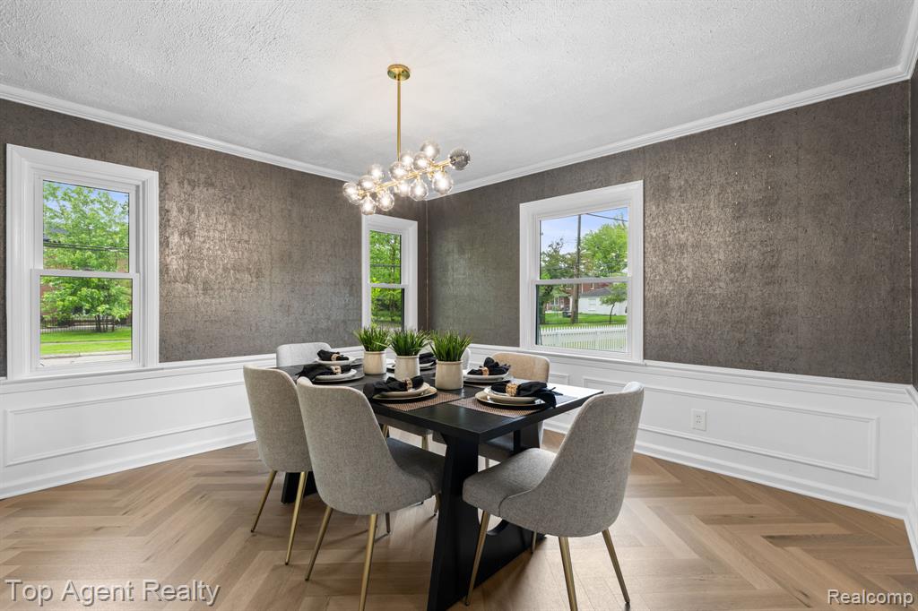 1894 Broadstone Road, Grosse Pointe Woods, MI 48236 — Photo 14