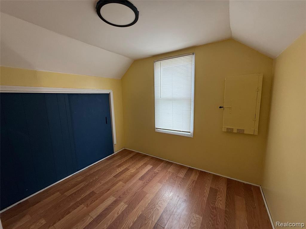 8209 Orchard Avenue, Warren, MI 48089 — Photo 14