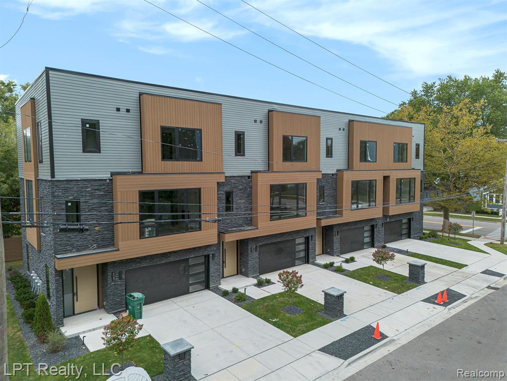 45042 S Broadmoor Circle, Northville, MI, 48168