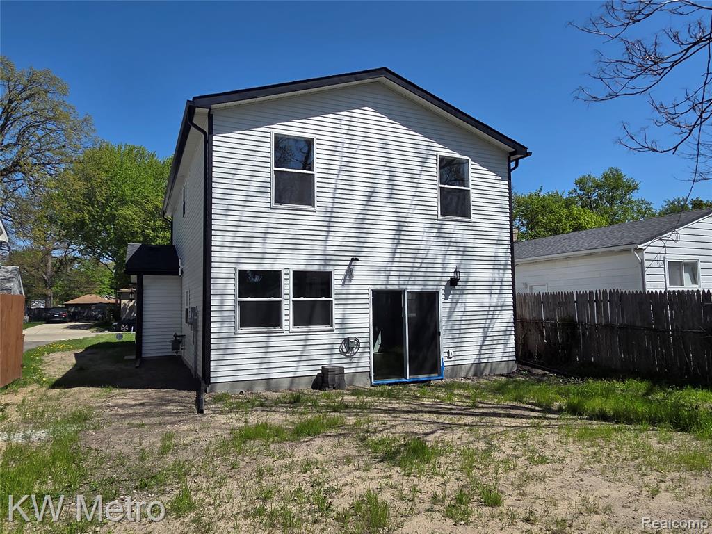 1116 E HAYES Avenue, Hazel Park, MI 48030 — Photo 16