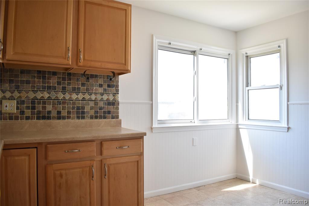 7019 Cardwell Street, Garden City, MI — Photo 11