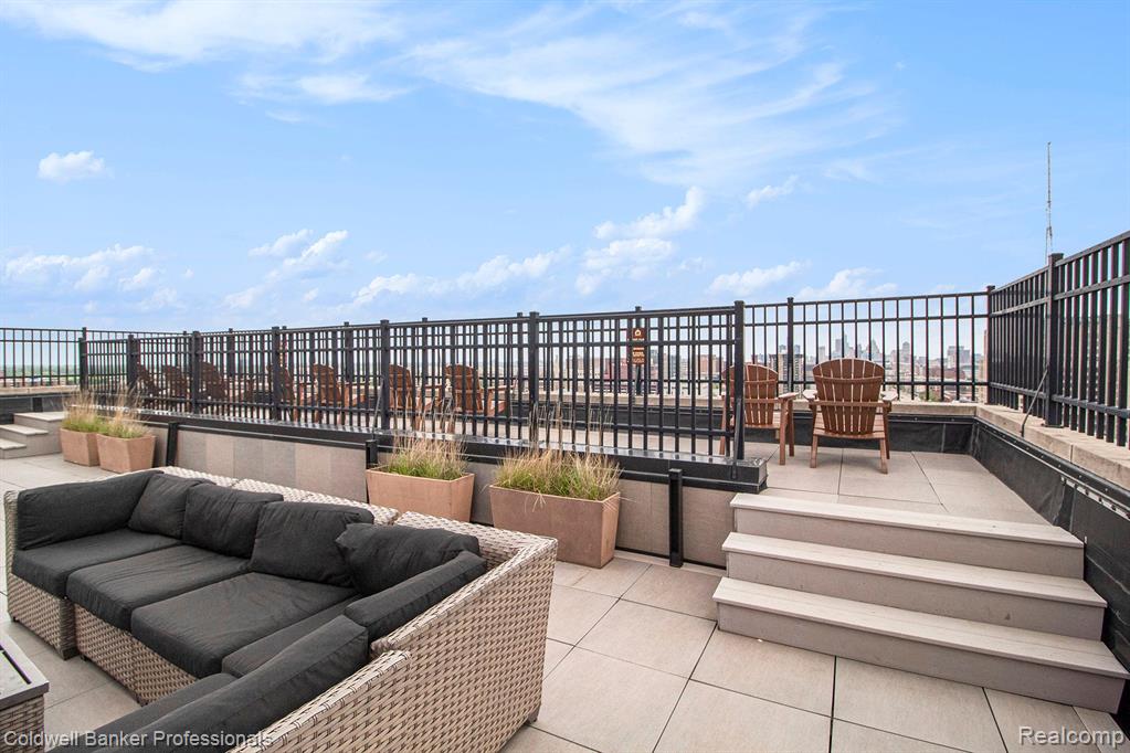 15 E KIRBY Street, 1031, Detroit, MI 48202 — Photo 24