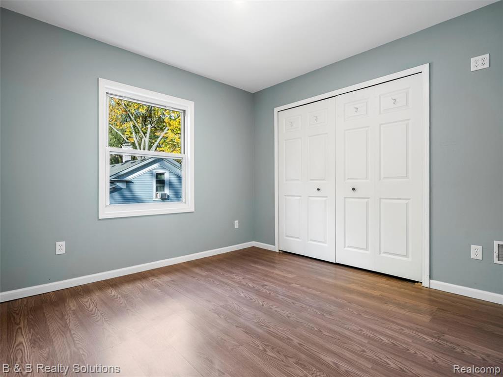 309 School Street, Almont, MI 48003 — Photo 12