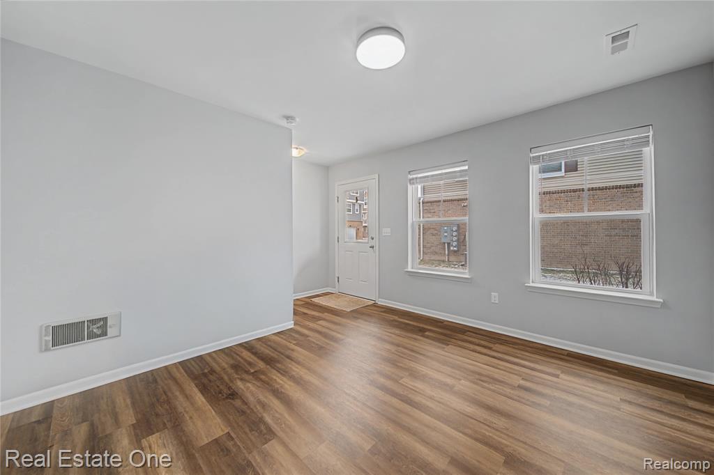 537 Anne Avenue, Brighton, MI 48116 — Photo 4