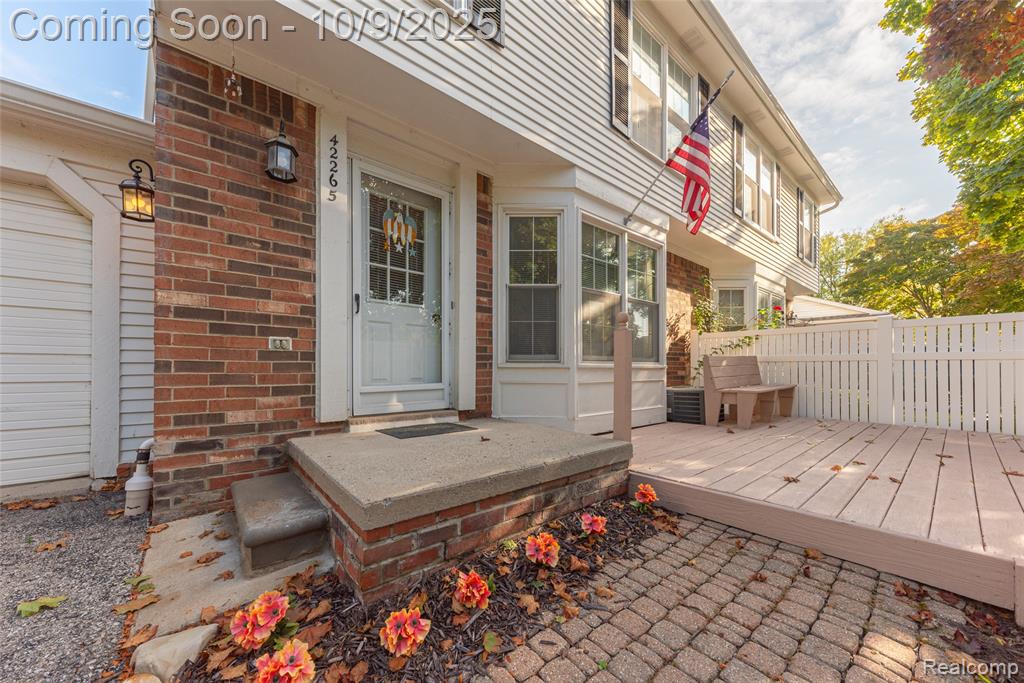 42265 S Mill Race Court, Plymouth, MI 48170 — Photo 5
