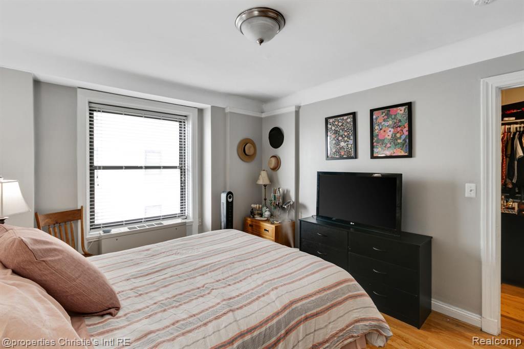 15 E KIRBY Street, 404, Detroit, MI 48202 — Photo 25