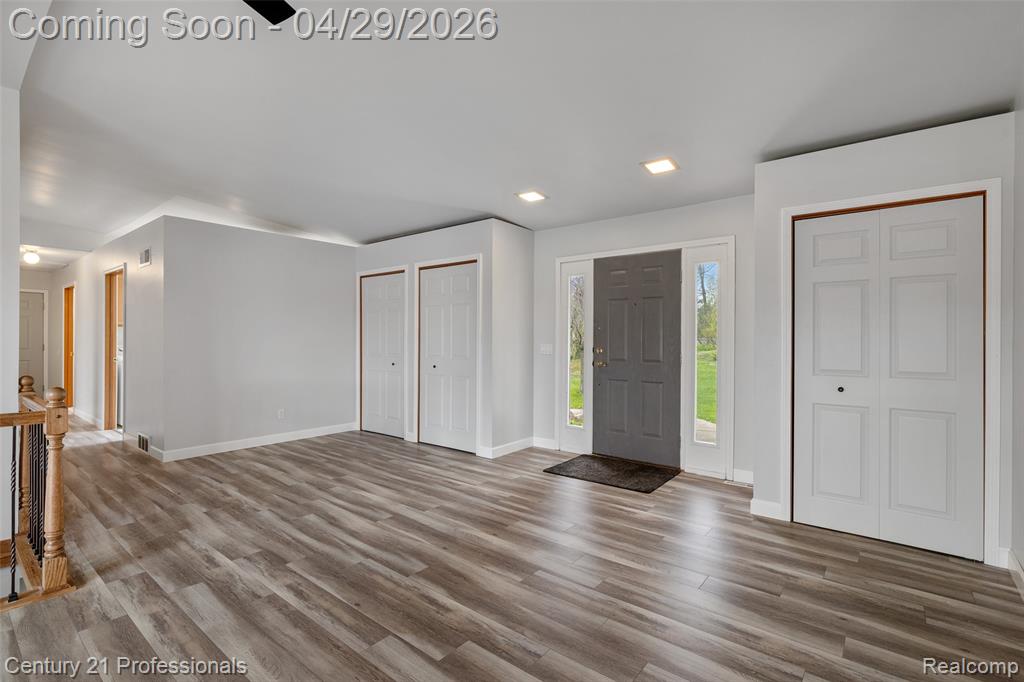 9200 Clyde Road, Fenton, MI 48430 — Photo 4