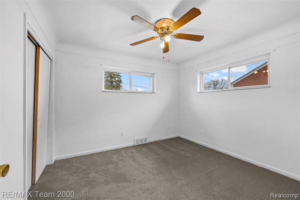 7638 N Gulley Road, Dearborn Heights, MI 48127 — Photo 13