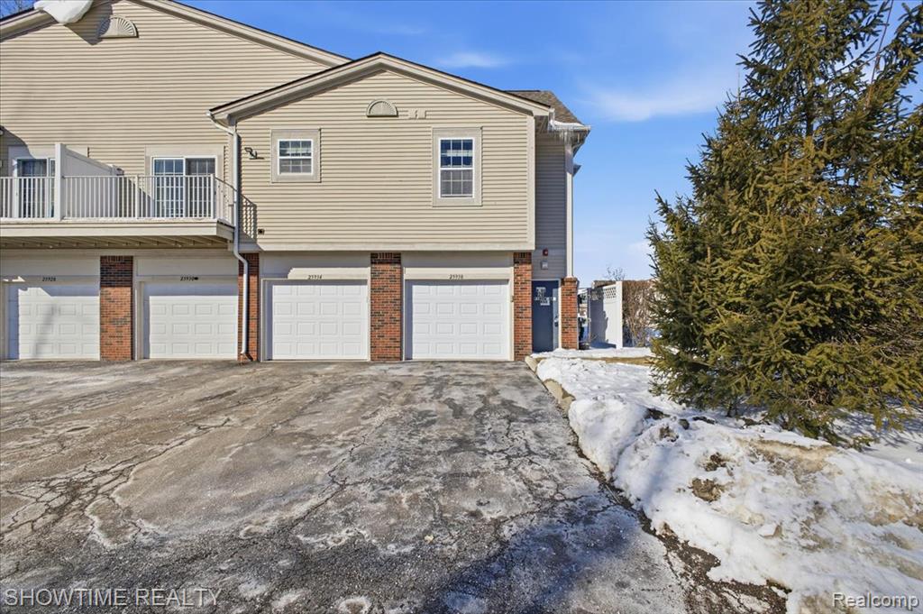 25938 MARITIME Circle S, Harrison Township, MI — Photo 25