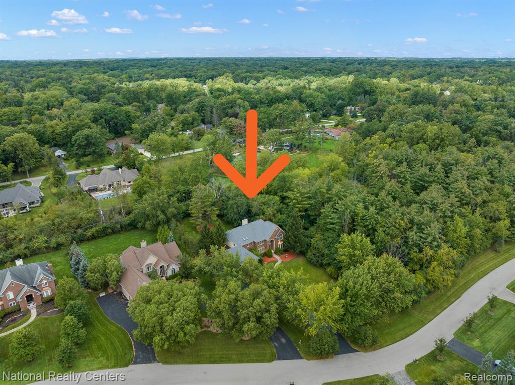 30055 FOREST Drive, Franklin, MI 48025 — Photo 2