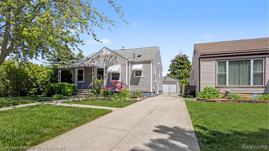 23836 Rosalind Avenue, Eastpointe, MI 48021 — Photo 3