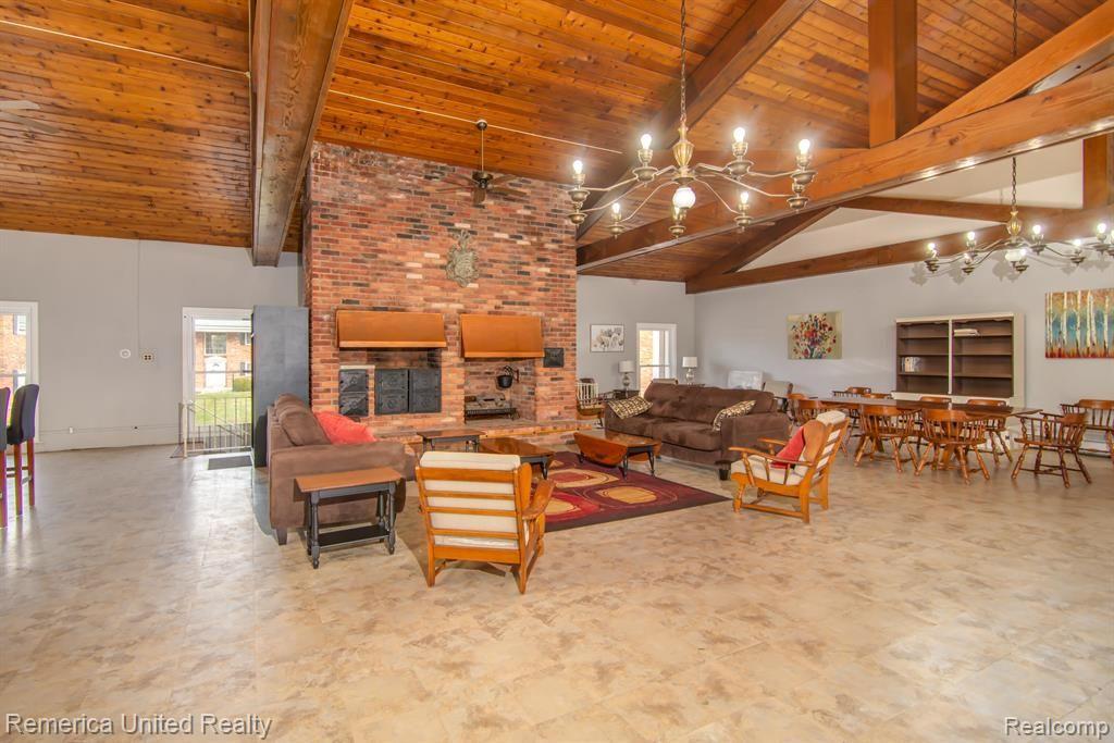 31831 Grand River Avenue, 39, Farmington, MI 48336 — Photo 14