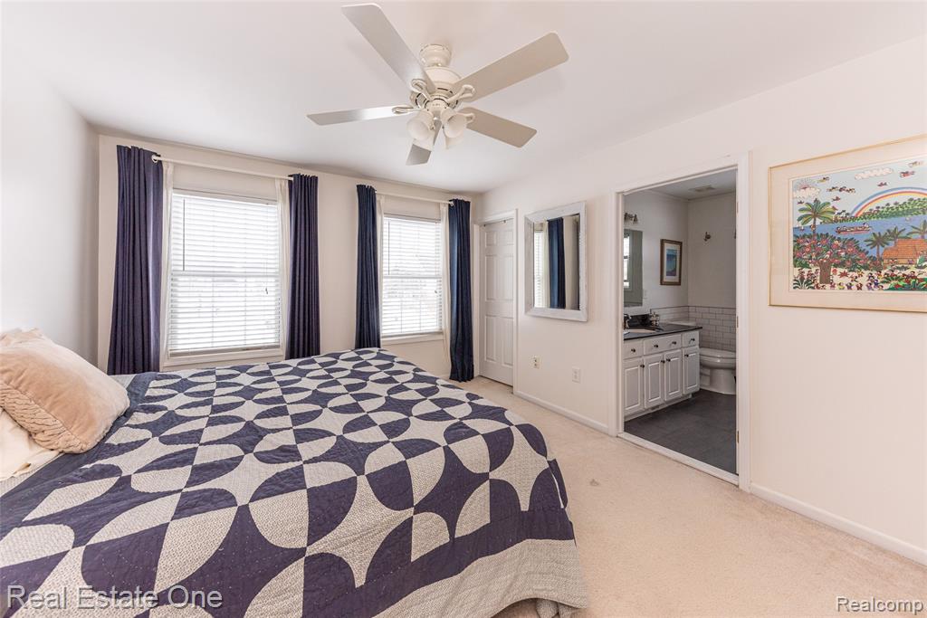 9410 Maple Run Court, Pinckney, MI 48169 — Photo 27