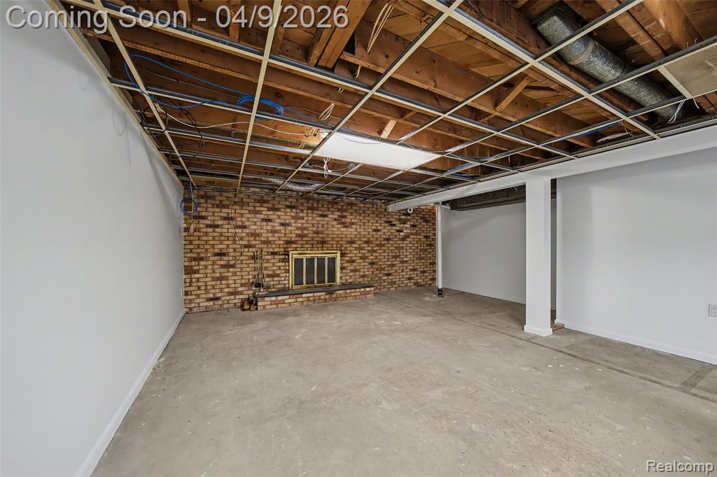 906 Englewood Avenue, Royal Oak, MI 48073 — Photo 21