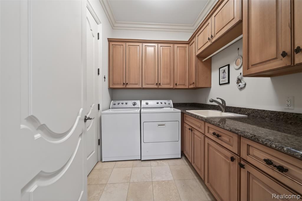 6265 Dakota Circle, Bloomfield Hills, MI 48301 — Photo 26