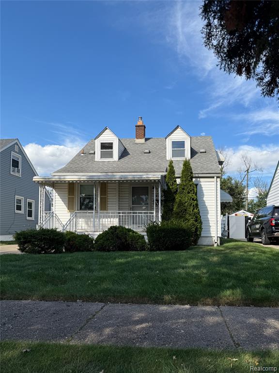 936 Cloverlawn Boulevard, Lincoln Park, MI 48146 — front exterior