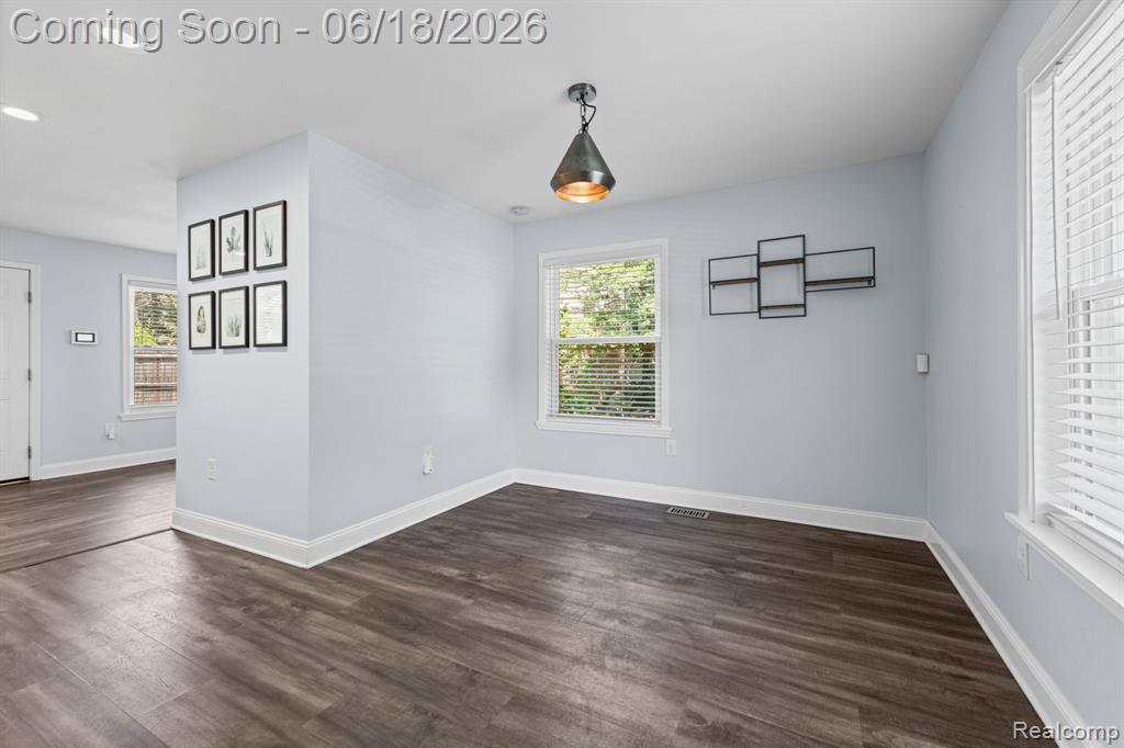 4303 N Verona Circle, Royal Oak, MI 48073 — Photo 9