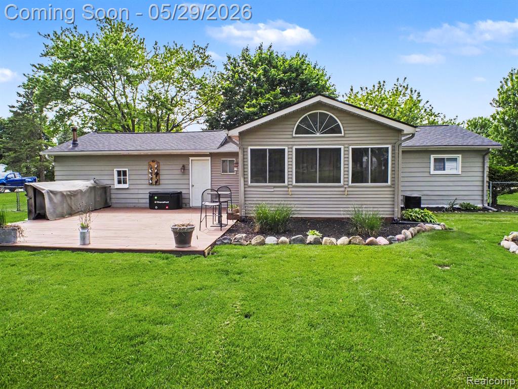 5499 Robin Drive, Grand Blanc, MI 48439 — Photo 3
