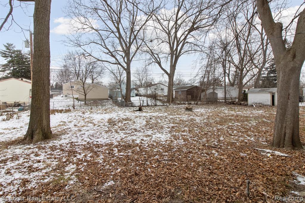 8931 Fremont Street, Livonia, MI 48150 — Photo 29