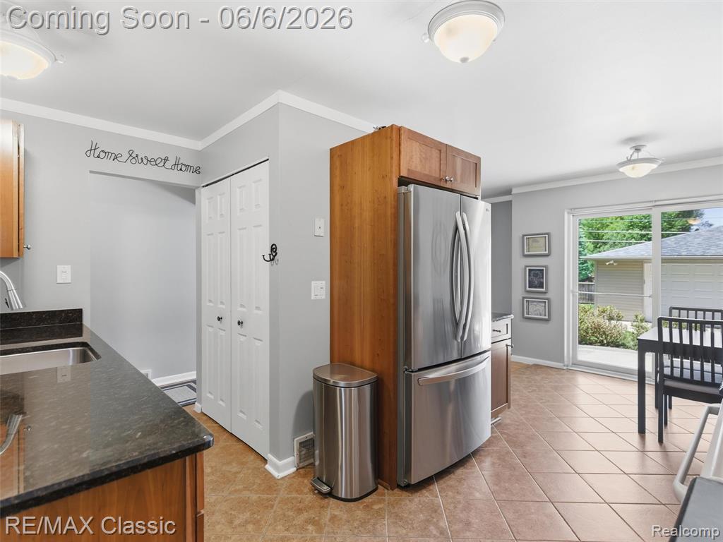 41020 Greenbriar Lane, Plymouth, MI 48170 — Photo 12