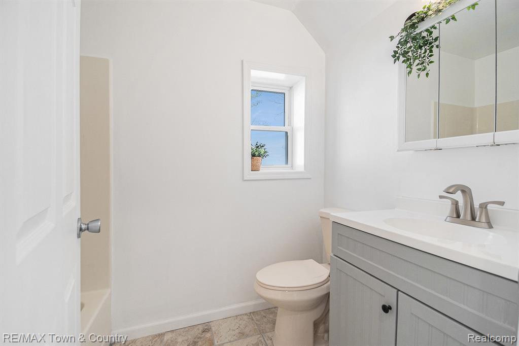 4138 LAKESIDE Drive, Beaverton, MI 48612 — Photo 9