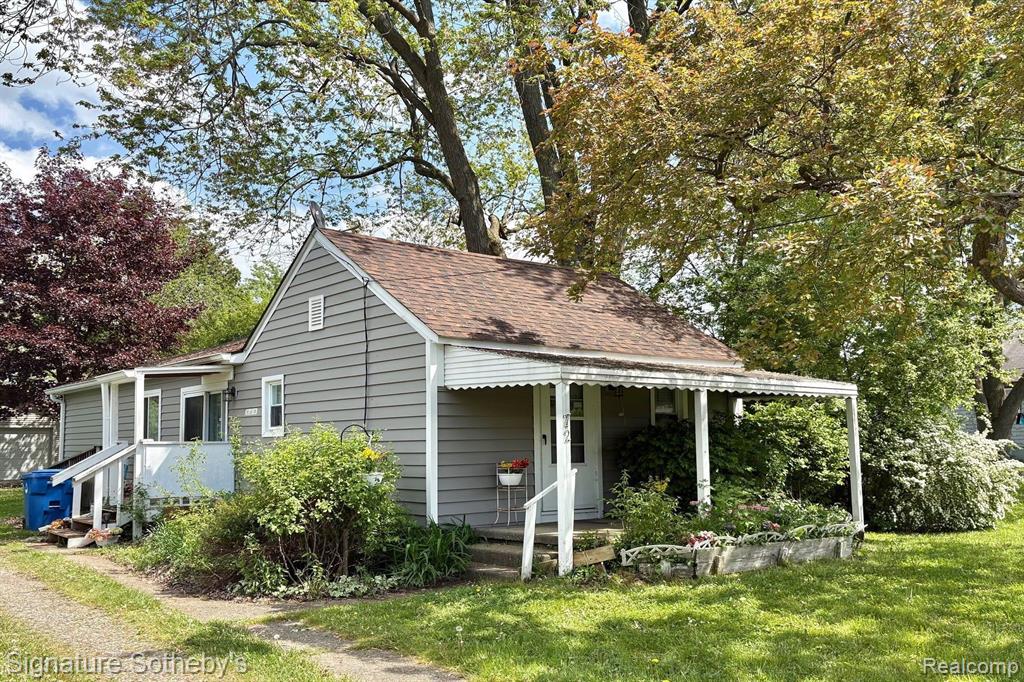 72 MARION Avenue, Waterford, MI 48328 — Photo 2