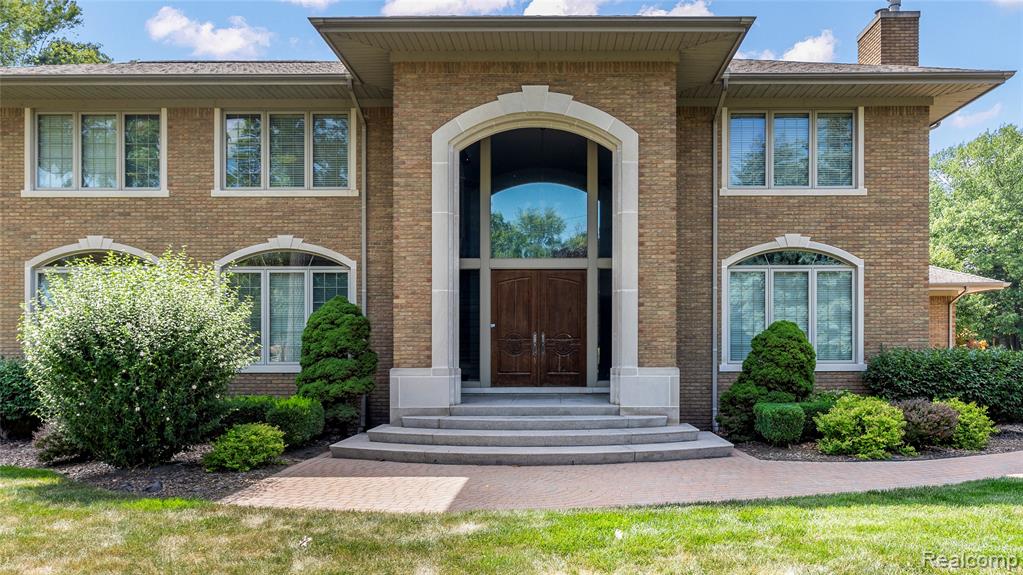 9281 Island Drive, Grosse Ile, MI 48138 — Photo 7