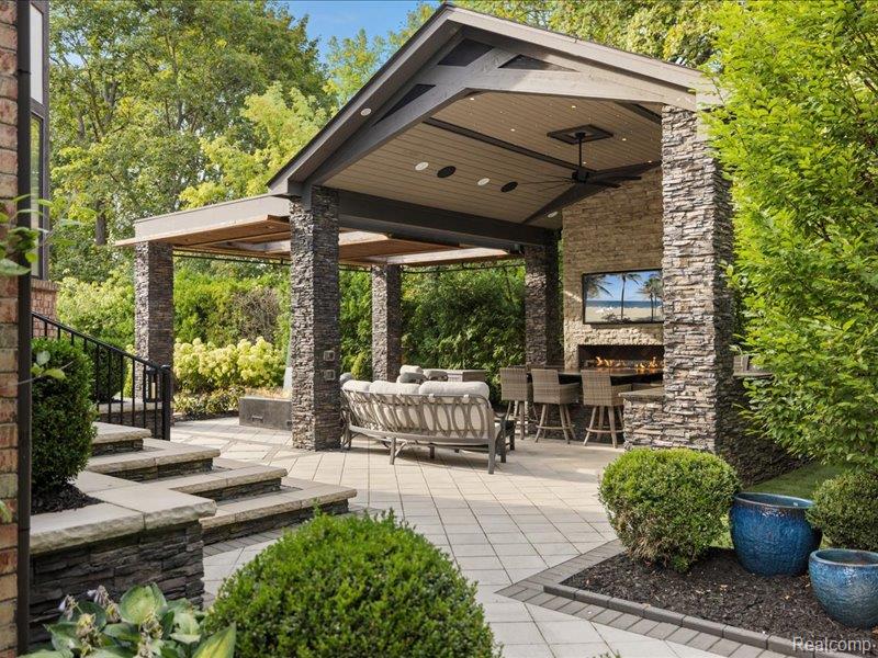 44104 Verona Lane, Northville, MI 48168 — Photo 24