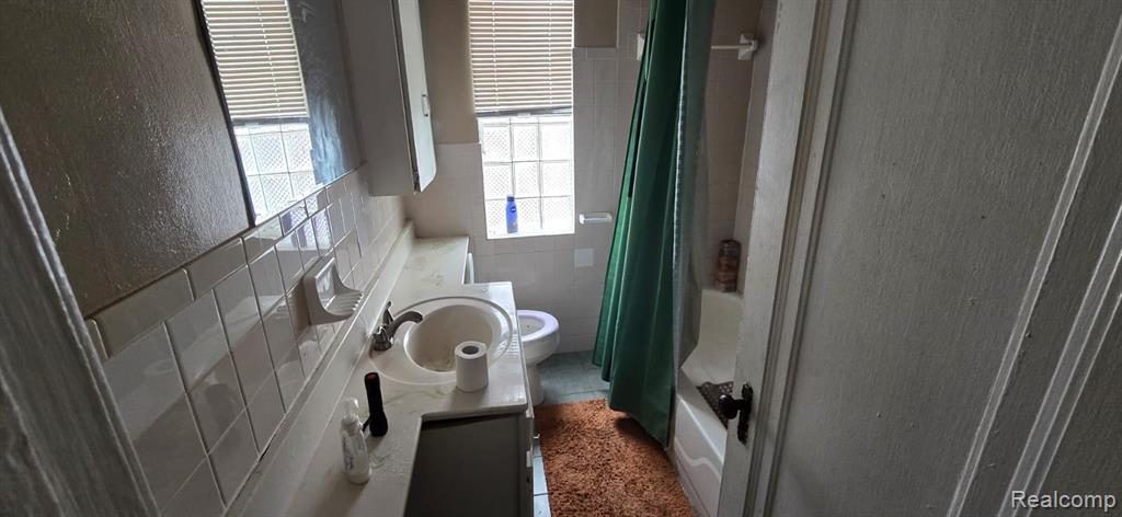 16811 Cruse Street, Detroit, MI 48235 — Photo 6