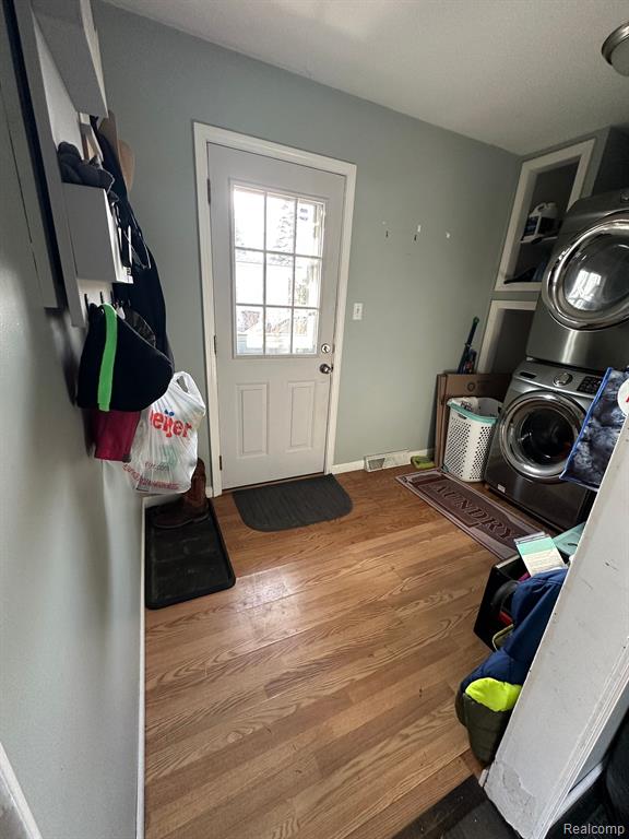 638 COLLIER Road, Pontiac, MI 48340 — Photo 19