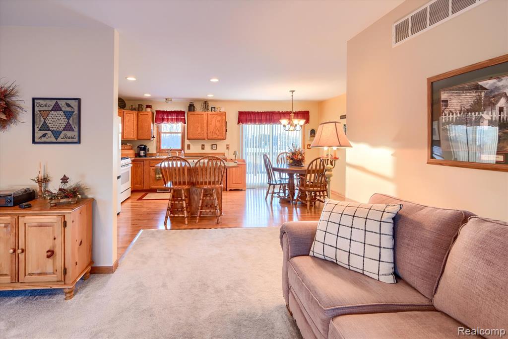 6941 Lake Pleasant Road, North Branch, MI 48461 — Photo 9