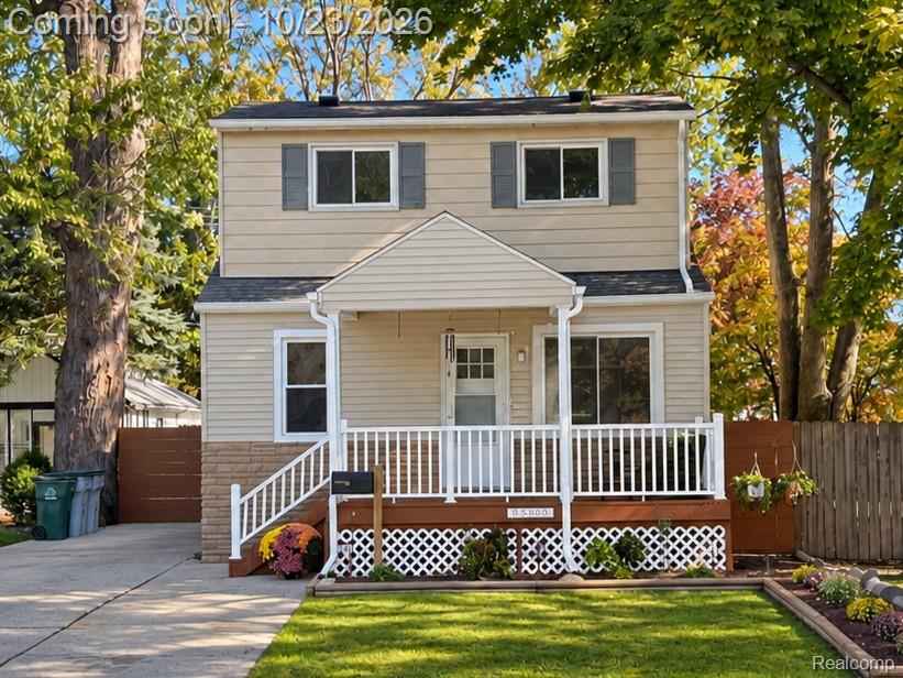 23076 Hoover Avenue, Hazel Park, MI 48030