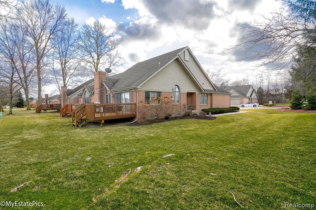 1807 PEBBLE CREEK Drive, Canton, MI 48188 — Photo 50