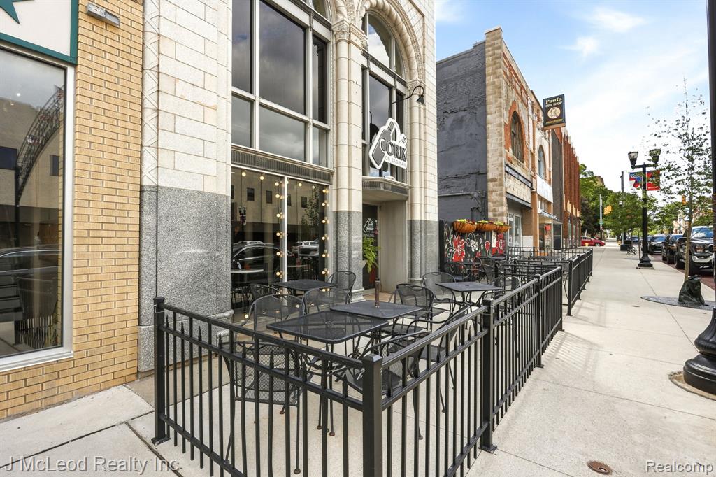 635 S Saginaw Street, Flint, MI 48502 — Photo 48