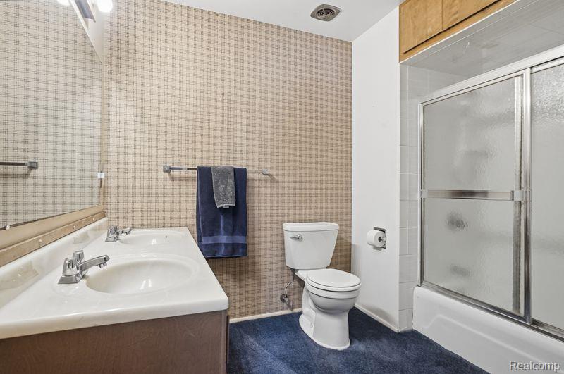 9136 Shinanguag Drive, Goodrich Vlg, MI — Photo 20
